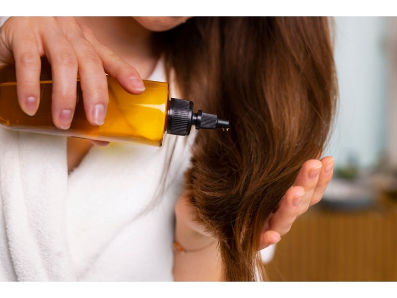 Aloe Vera and Castor Oil for Hair Growth